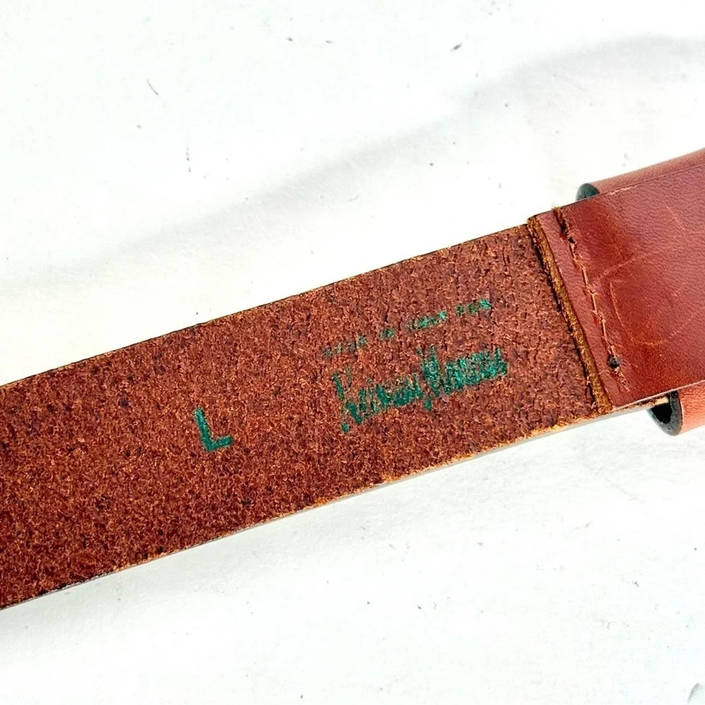 NEIMAN MARCUS Vintage Brown Leather Pewter Coastal Cowgirl Conch Belt Sz Large